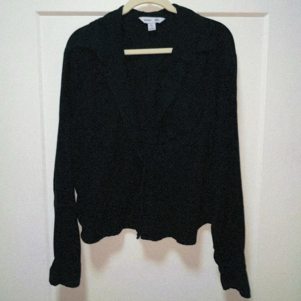 Old Navy Linen Black Cropped Button-Down Shirt - Picture 2 of 3